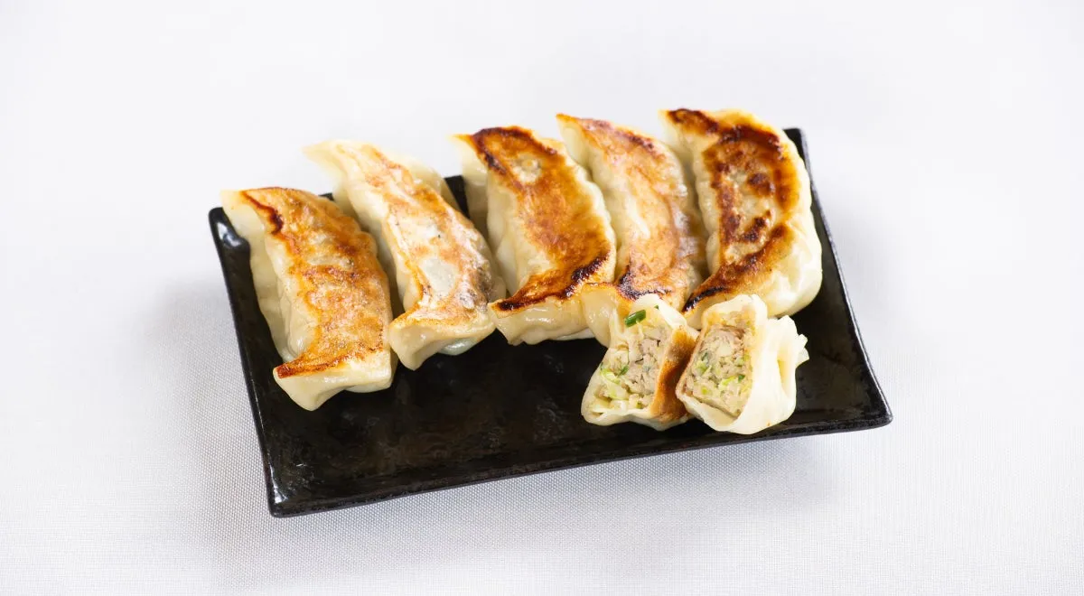 溢れる肉汁の爆じゅう餃子