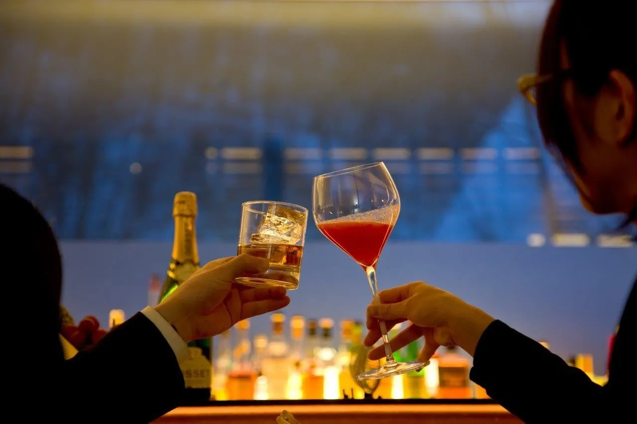 BAR ZEROの落ち着いた雰囲気