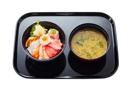 海鮮丼と味噌汁のセット