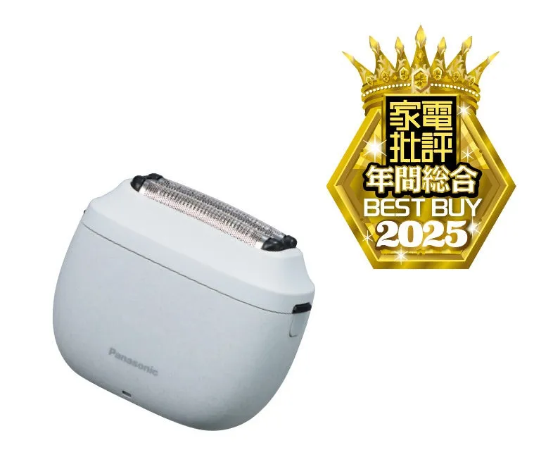 白を基調とした電気シェーバーと、金色の王冠と「家電批評 年間総合 BEST BUY 2025」と書かれたロゴが描かれた画像です。