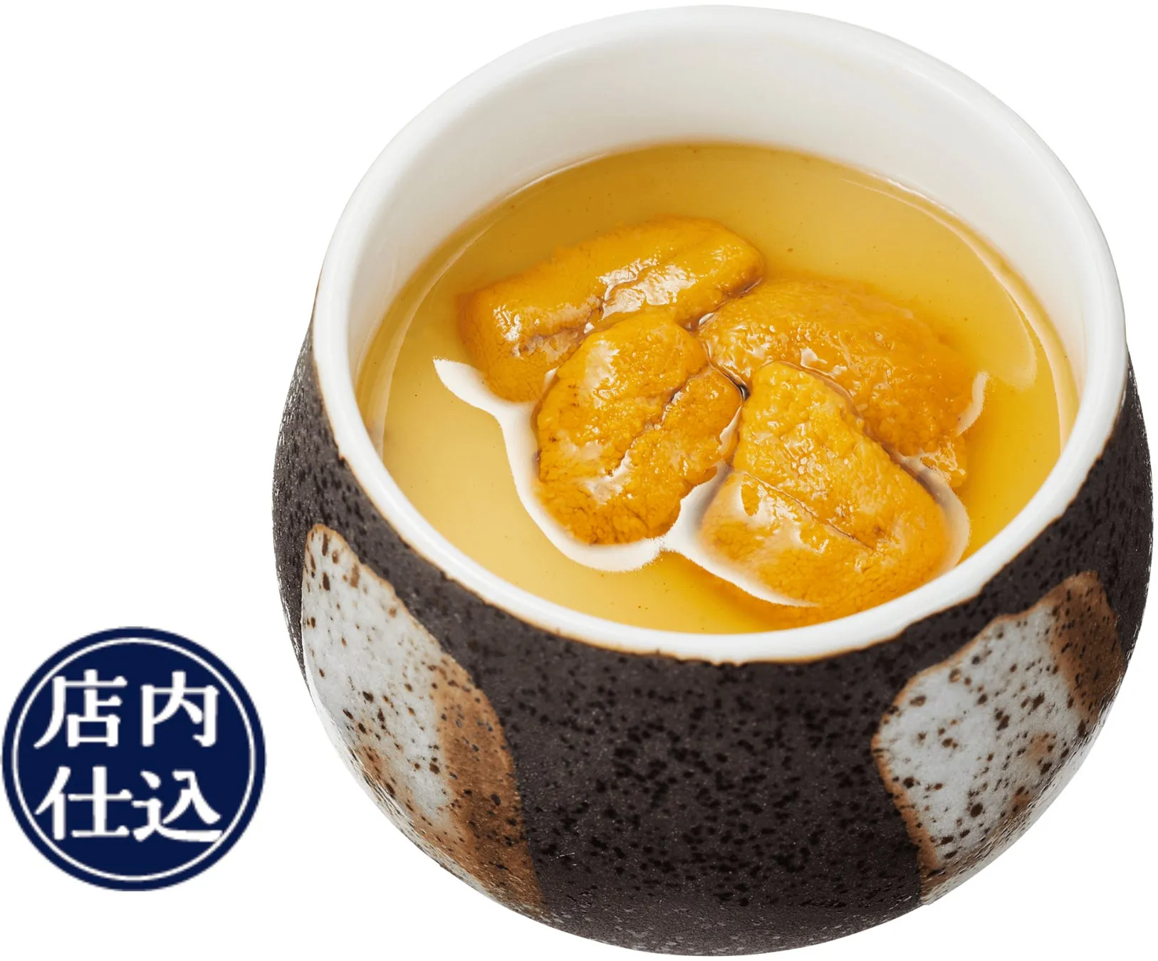 ウニが乗った茶碗蒸しの写真です。