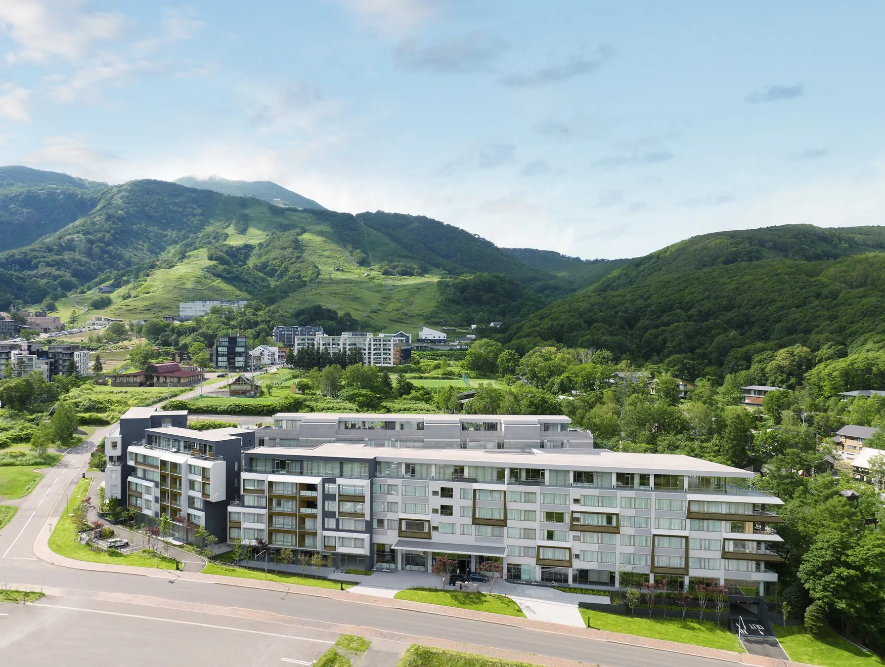 雪ニセコが2年連続ミシュランキー！北海道で味わう究極の滞在体験