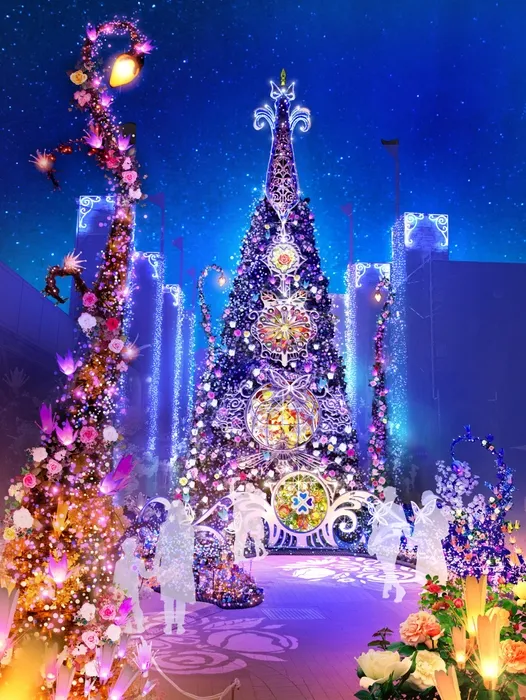 クリスマスツリーがライトアップされた美しいイラスト。青い夜空の下、様々な装飾が施された華やかなツリーが輝いています。シルエットの人々が幻想的な雰囲気を醸し出しています。