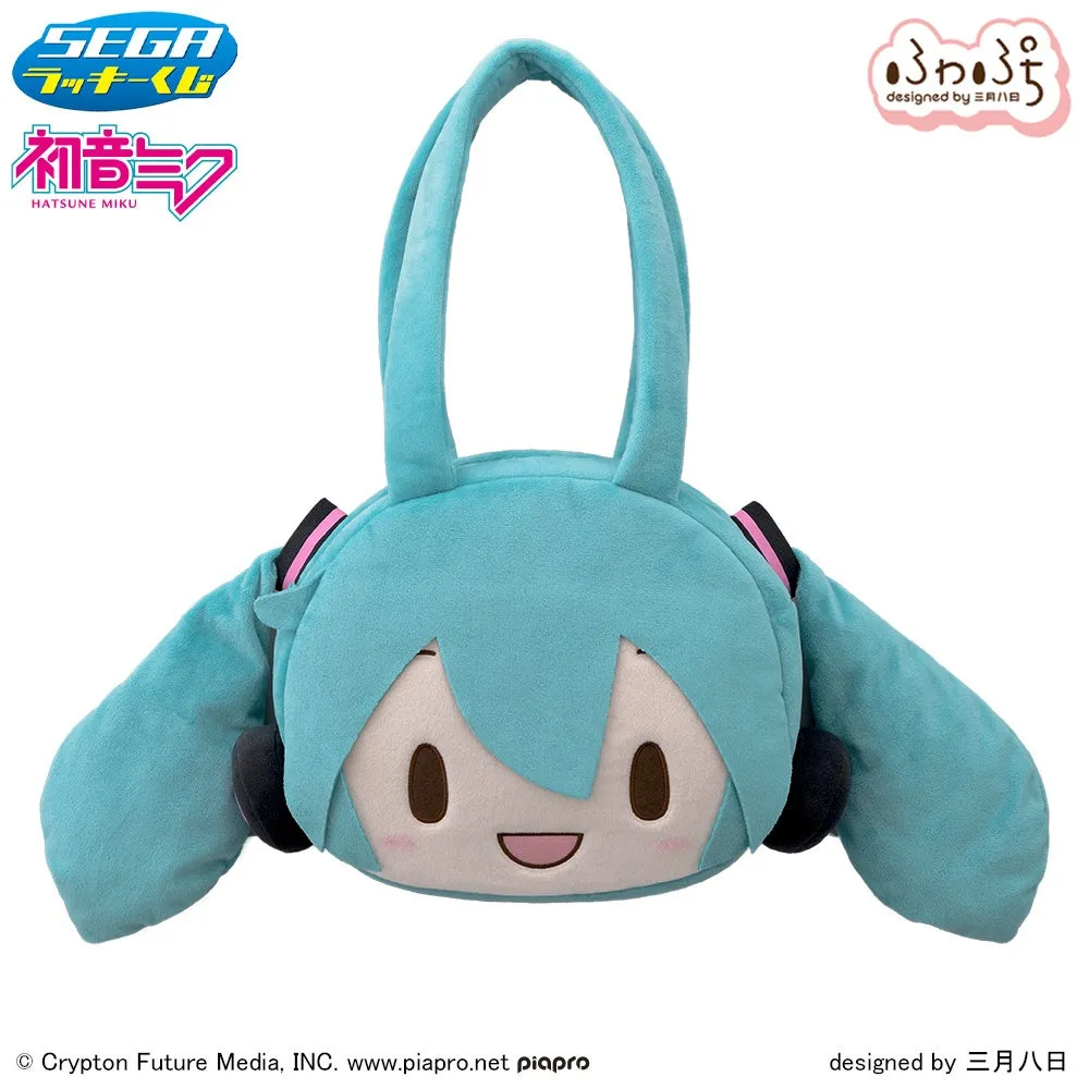 初音ミクの顔を模したバッグ