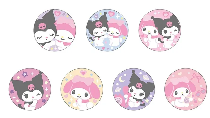 マイメロディとクロミのイラストが描かれた丸いバッジの画像。