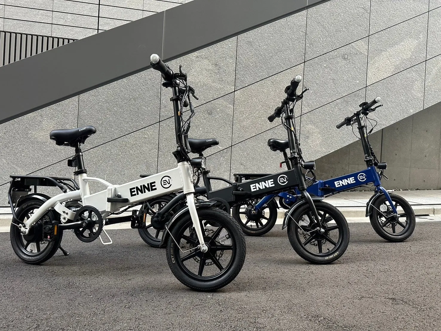 坂道も電池切れも余裕！特定原付 ENNE T600 GRの常識破り体験