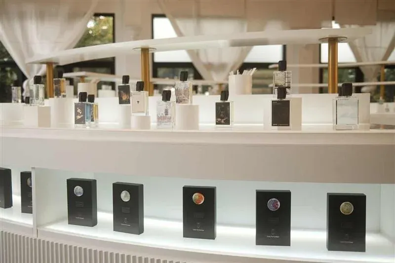 【日本初上陸】Tada Parfumeur徹底解説!タイ発ニッチフレグランスの「香る物語」