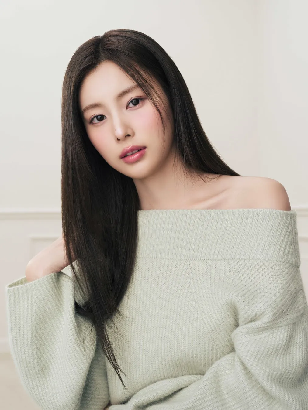 ピュアな透明感メイクアップルック