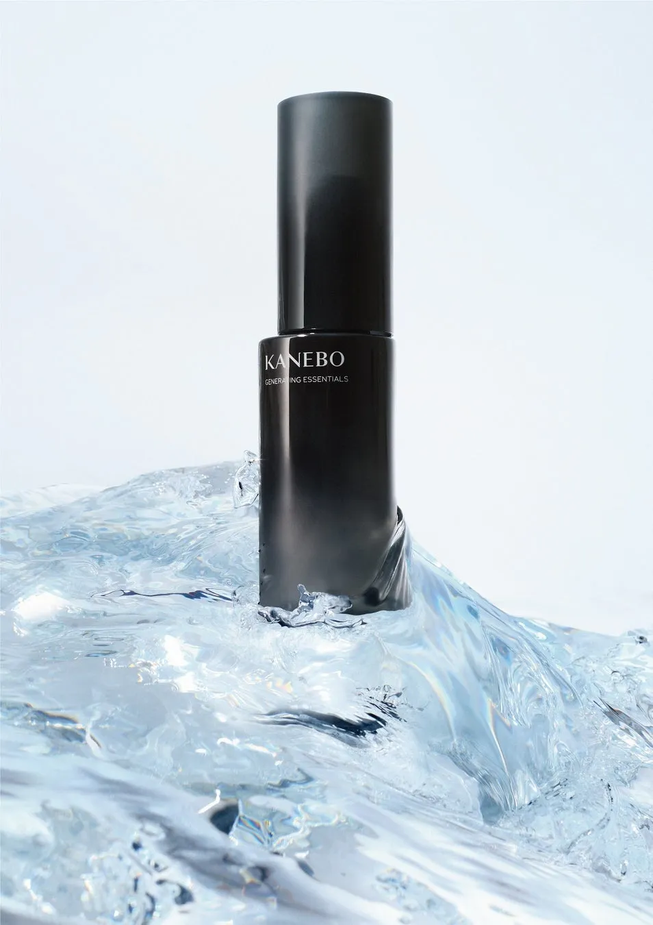 【KANEBO】胎脂の秘密を解禁!『カネボウ ジェネレイティング エッセンシャルズ』で未来の透明感へ