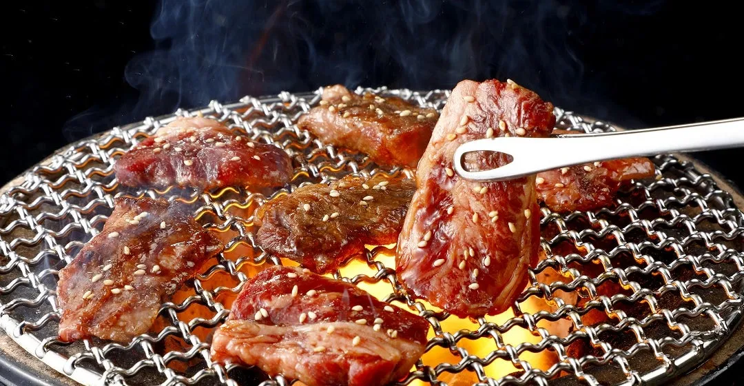 焼肉をしている様子