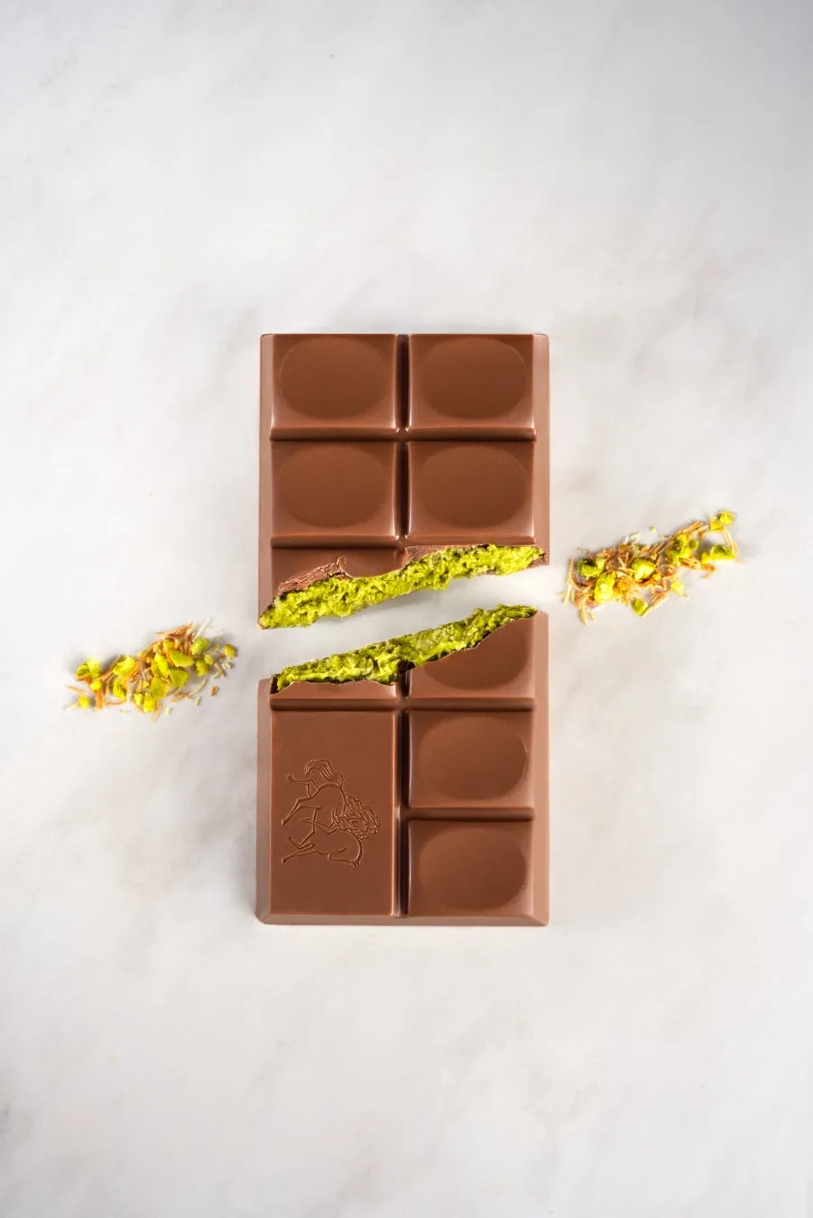 ピスタチオとチョコレートの断面