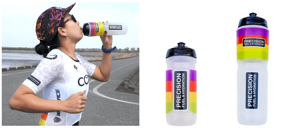 アスリートが水分補給をしている様子とボトル