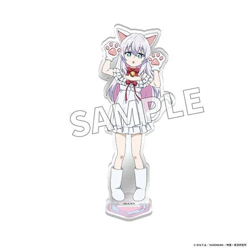 猫耳のキャラクターのアクリルスタンド。白いワンピースを着て、猫の手のようなポーズをとっている。