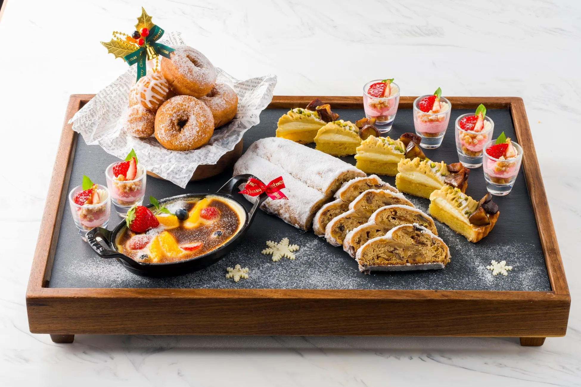 お菓子盛り合わせ