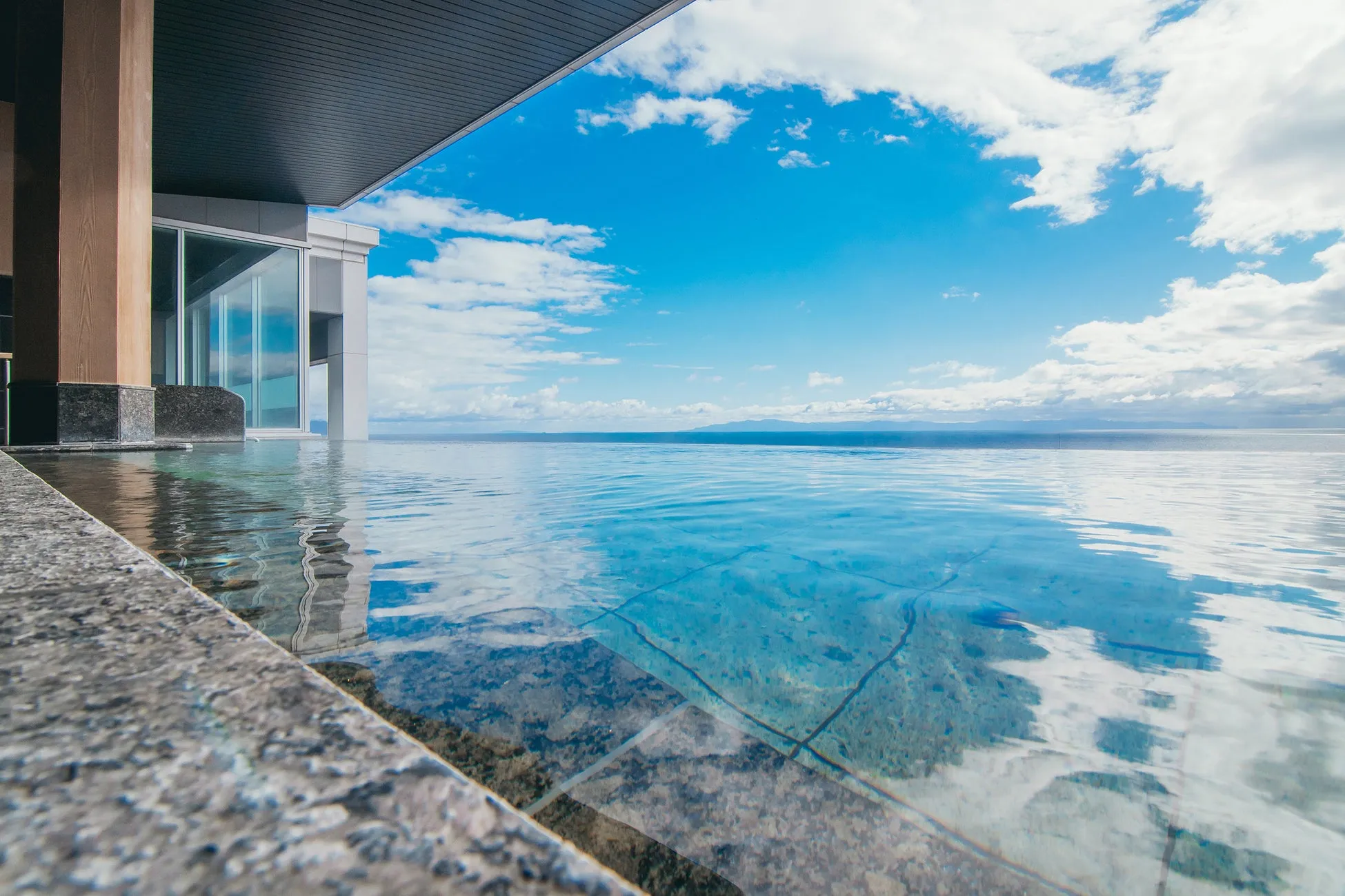 インフィニティプール