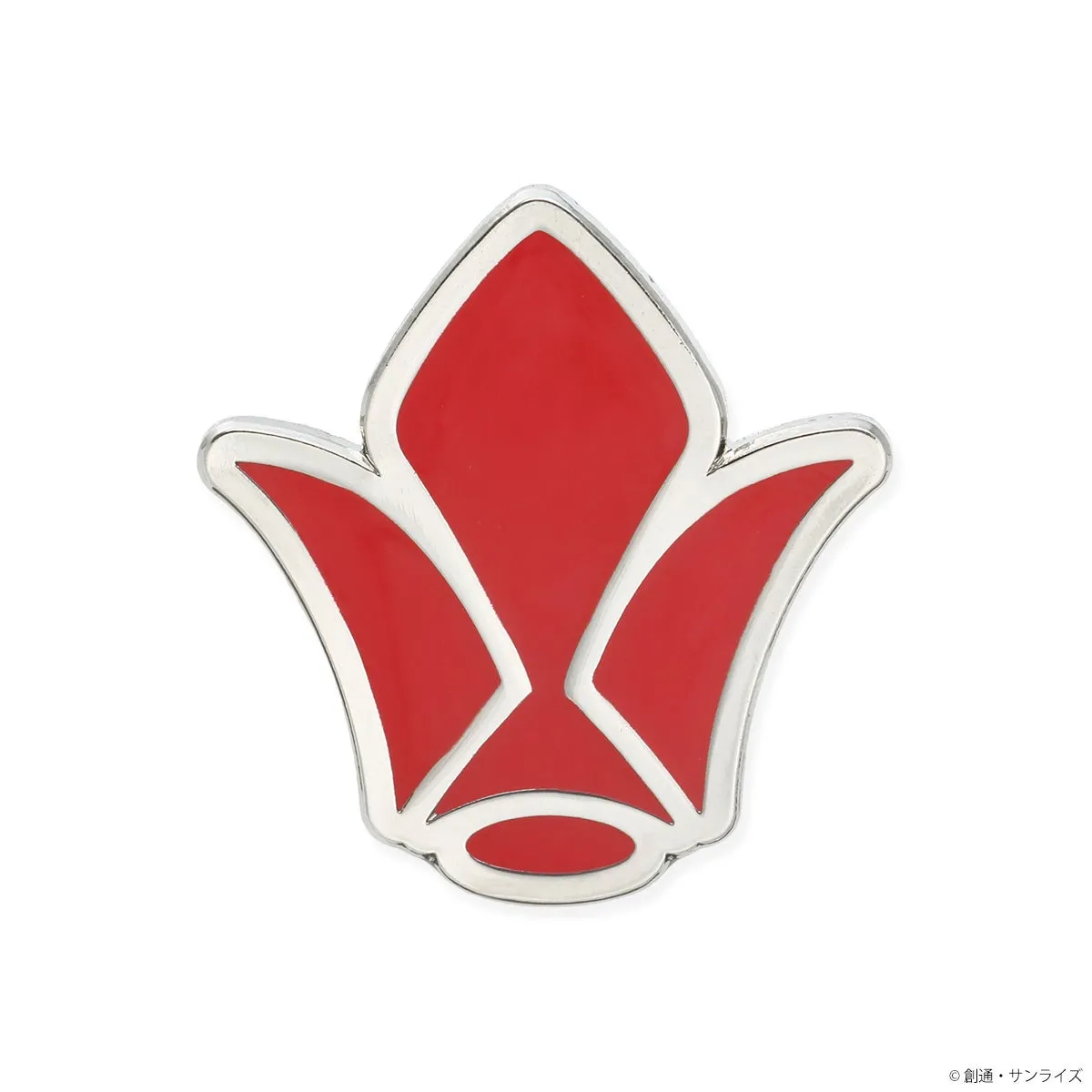 赤い花の形をしたバッジのクローズアップ写真。バッジは銀色の縁取りがあり、中央は赤色である。