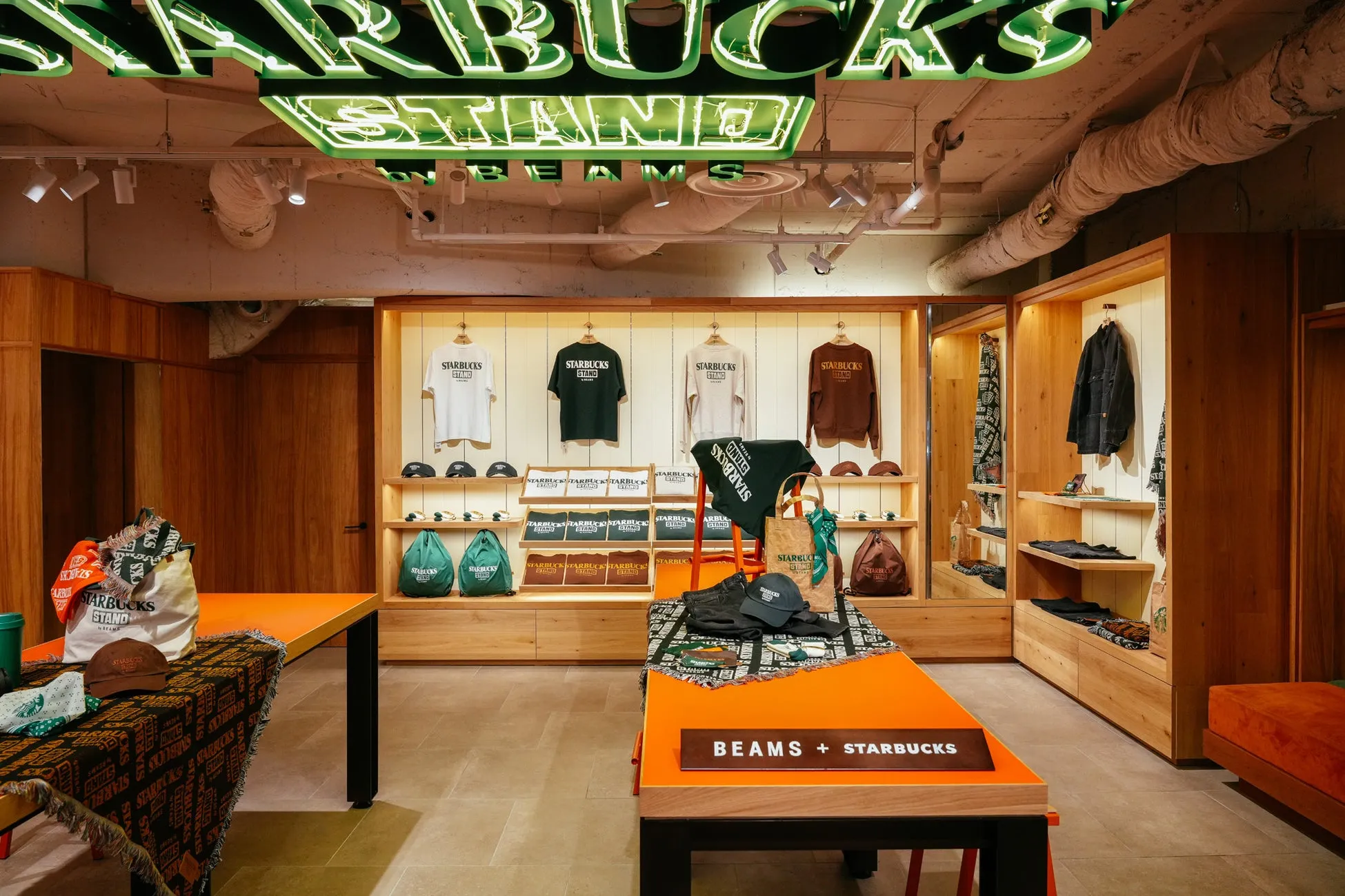 STARBUCKS STAND BEAMS + STARBUCKS