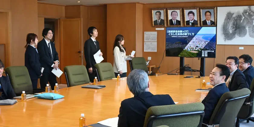 函館移住体験×IT プレゼンテーション風景