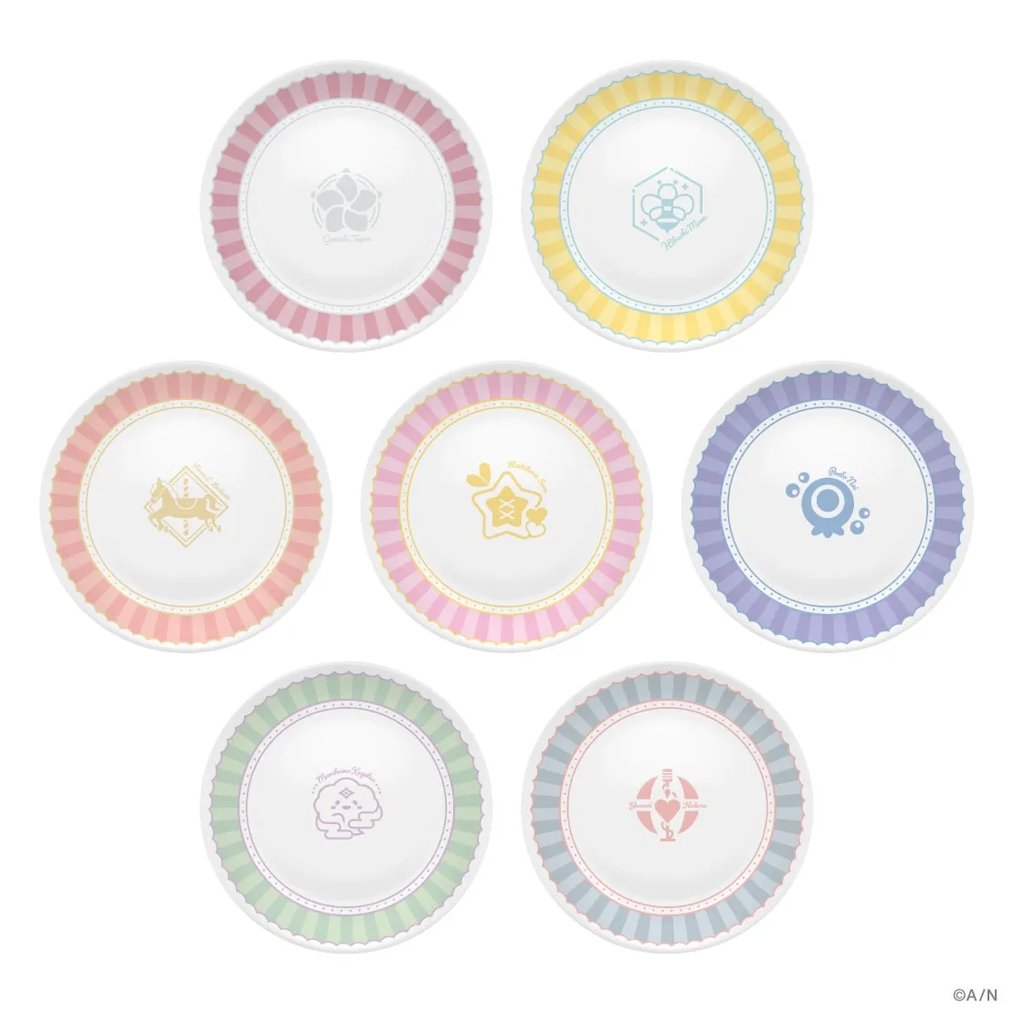 様々なデザインの皿