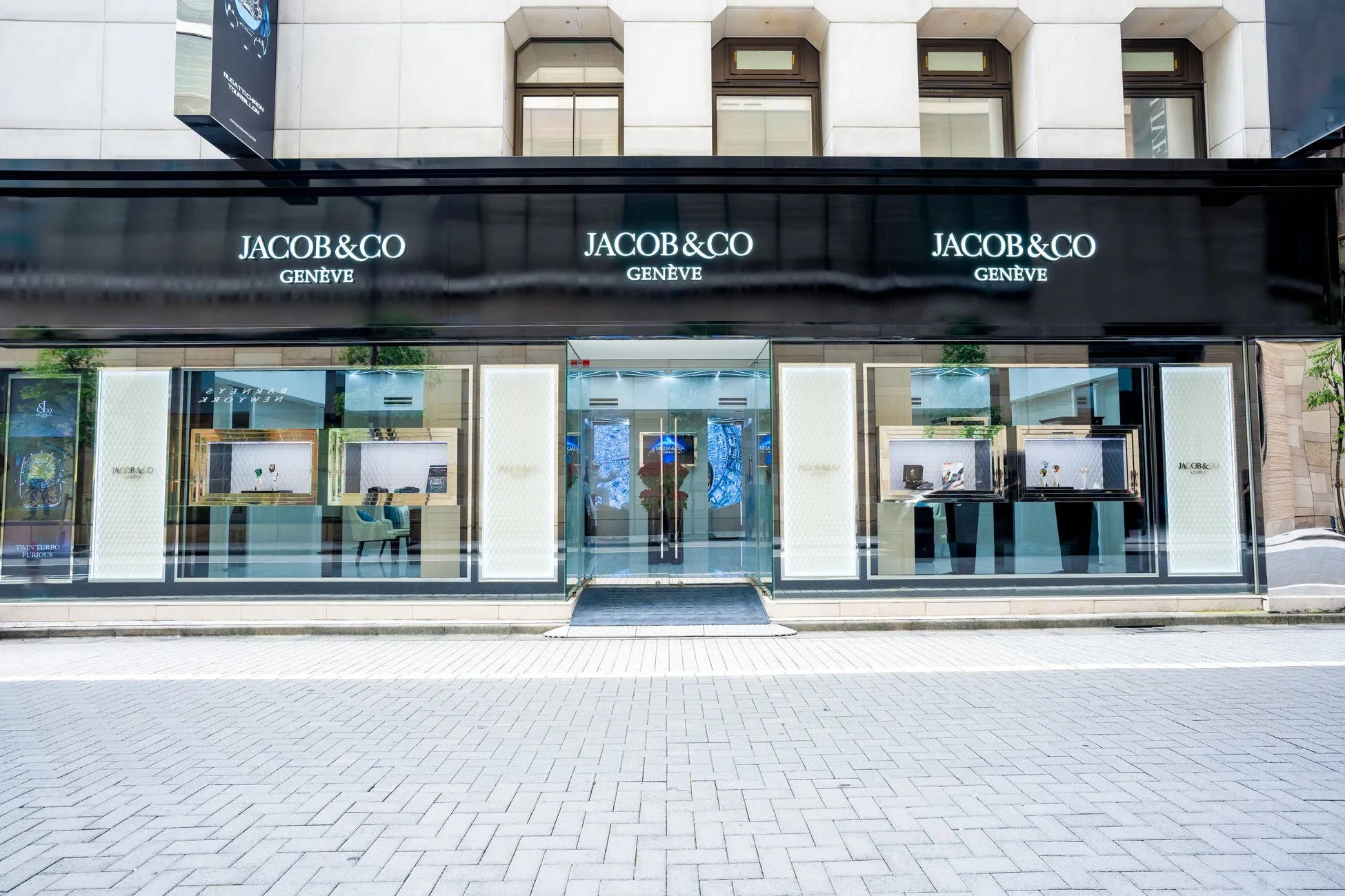 JACOB&CO（ジェイコブ）の店舗の外観