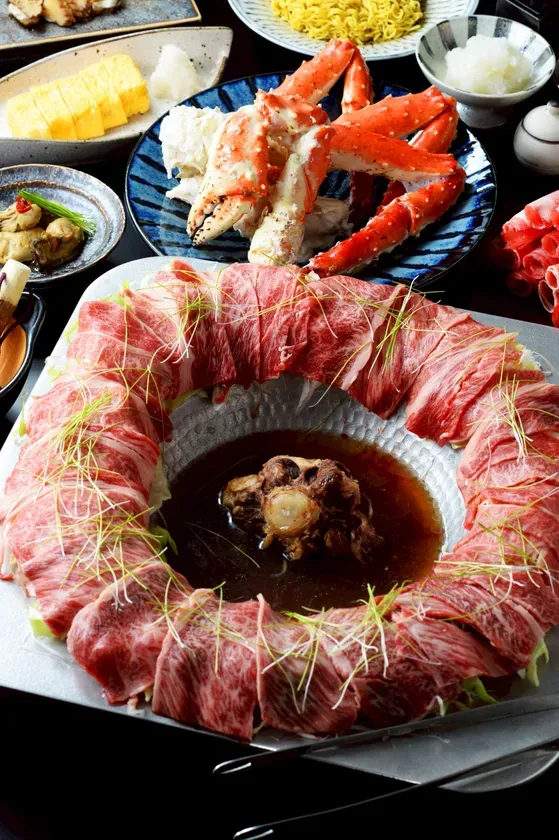 様々なお料理が並べられた写真