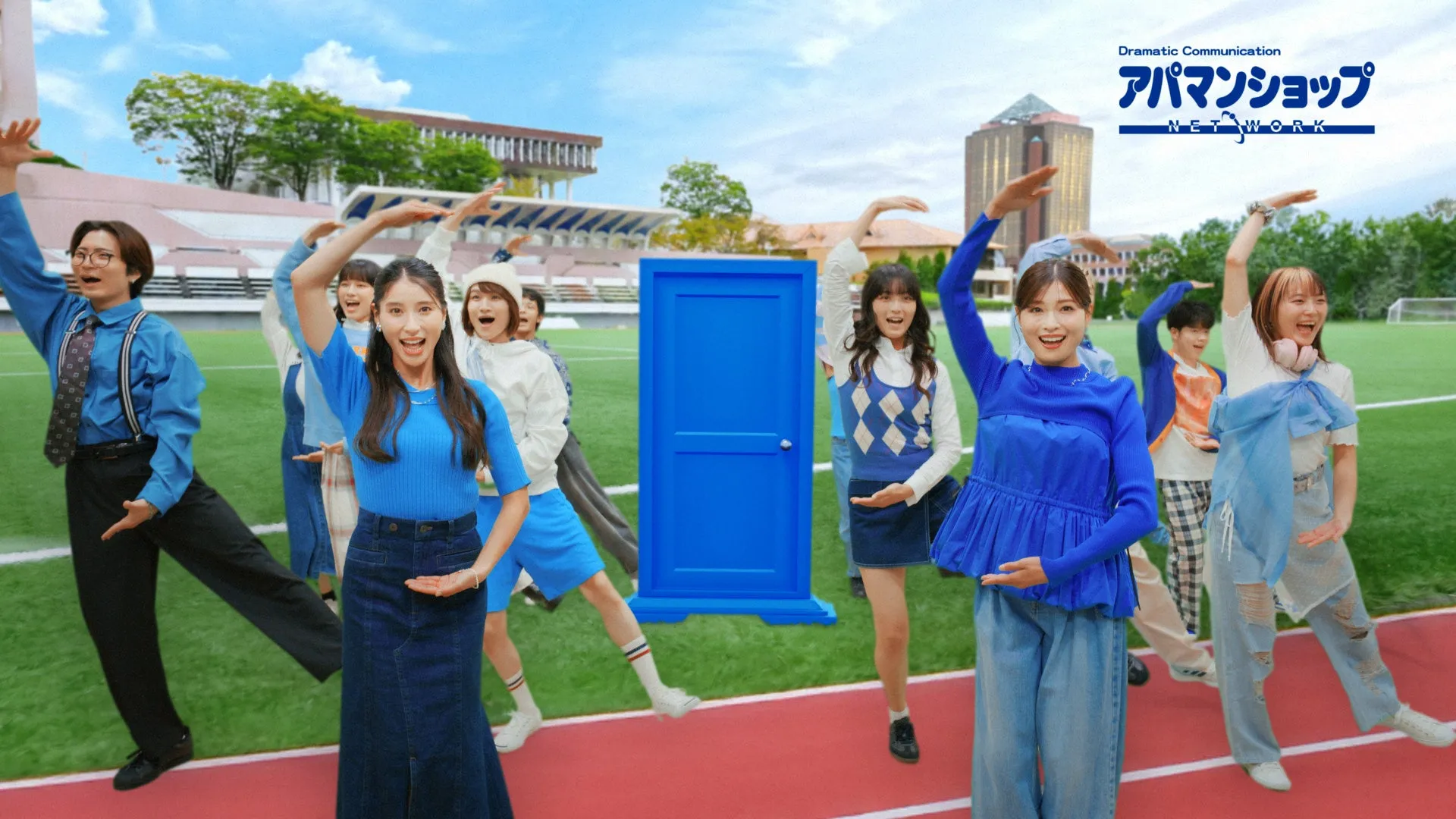 アパマンショップCMが10日で1000万再生！バズった秘密と土屋姉妹の魅力に迫る