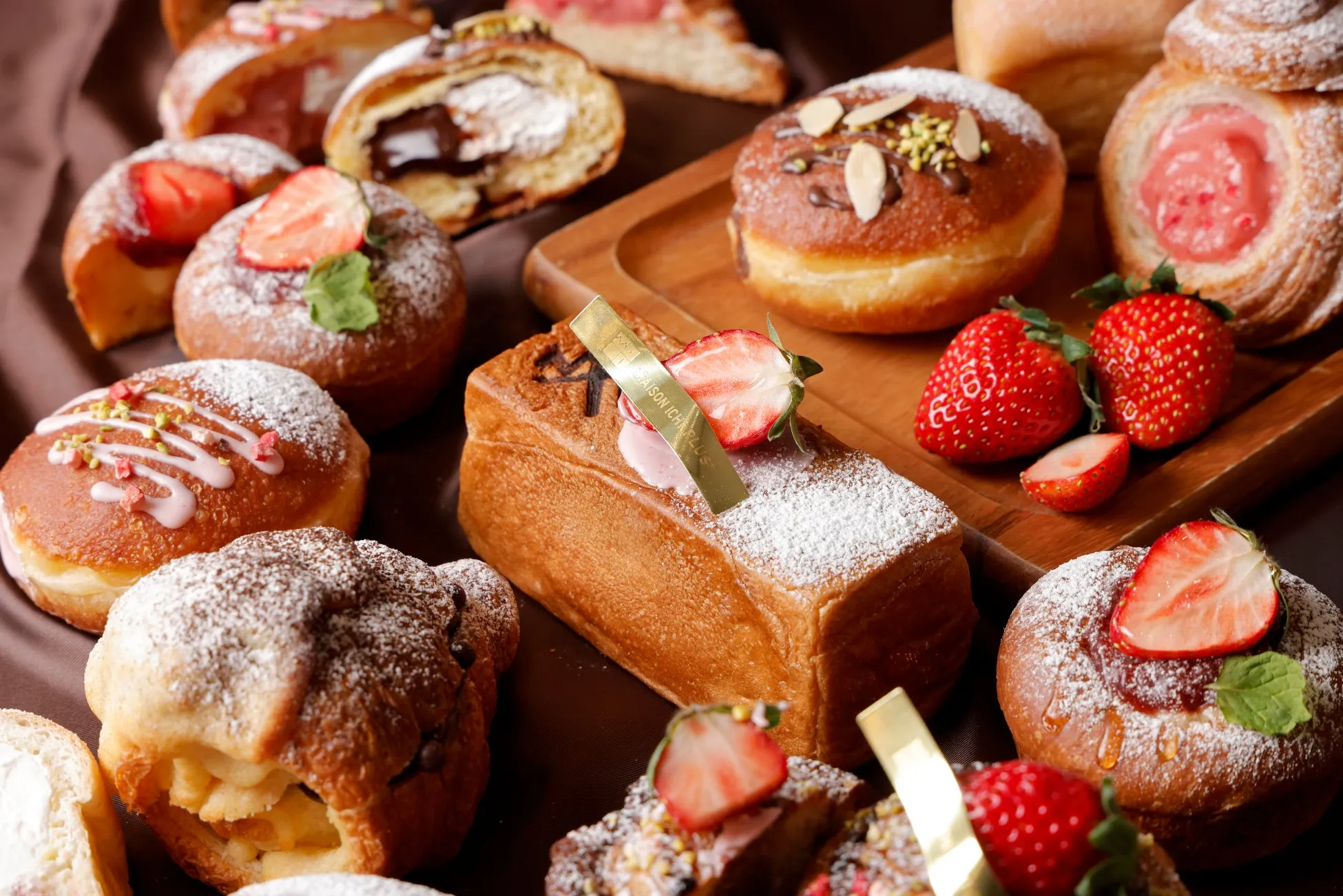 【メゾン・イチ越谷】あまおう苺パンと過ごす！子連れに優しいカフェの秘密