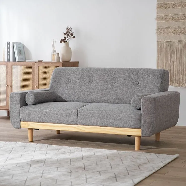 グレーの2人掛け天然木脚ソファ