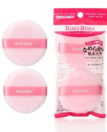 ピンク色のパフが2つと、パフが2つ入ったパッケージ
