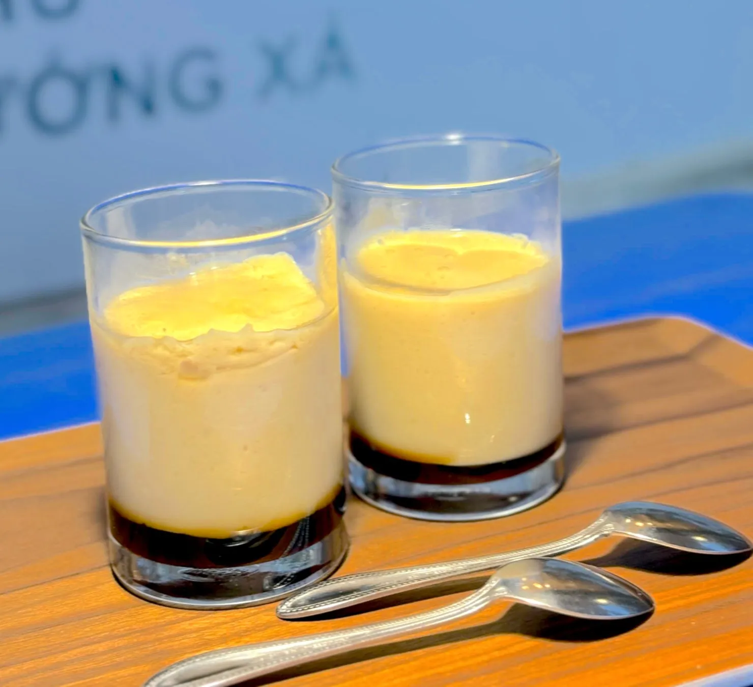 グラスに入ったヴィーガンプリン