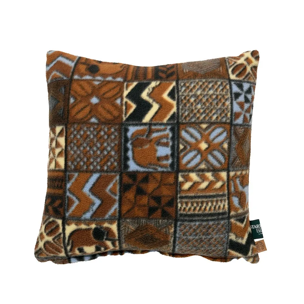 茶色と青色の模様のクッション