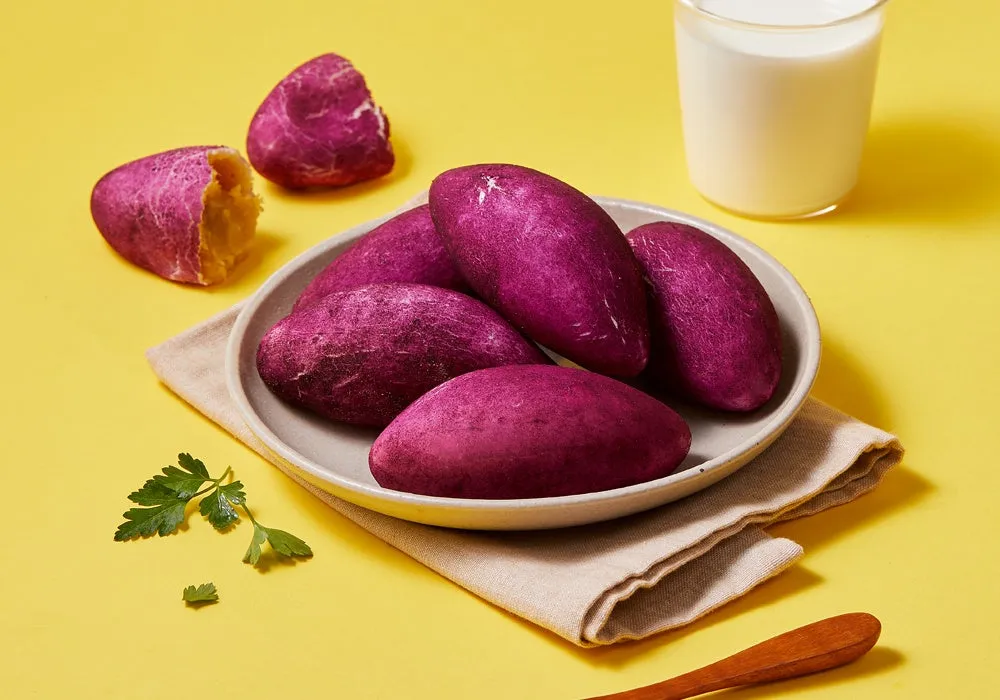 サツマイモの形のパン