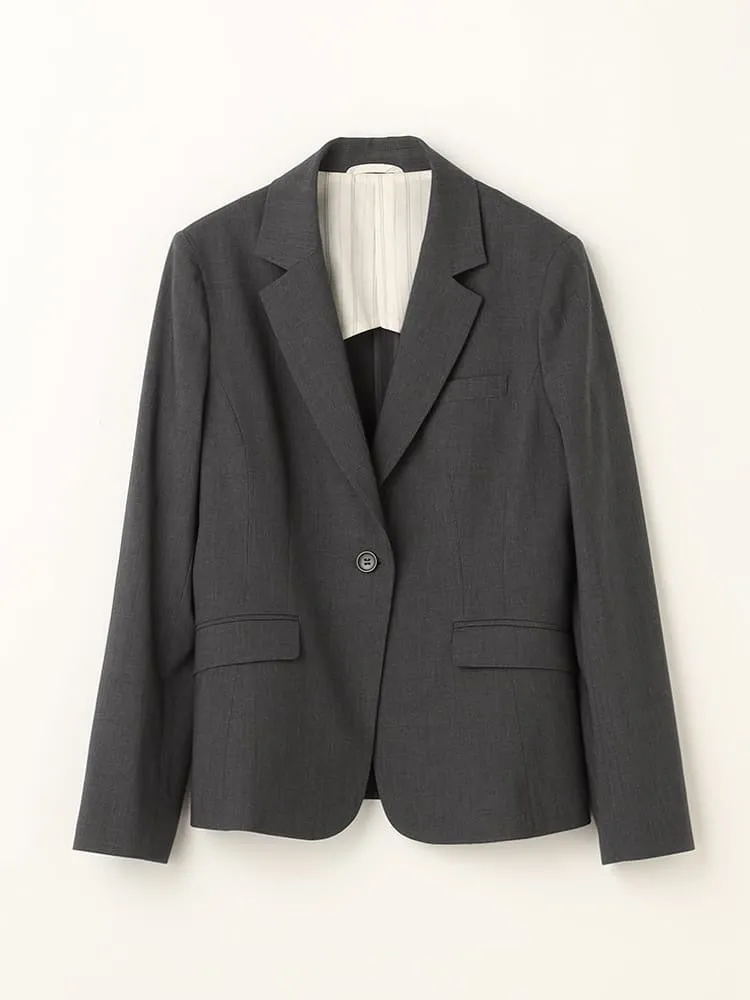 グレーのジャケット