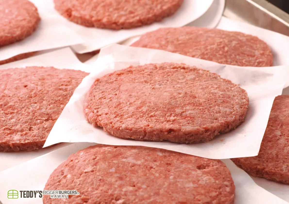 ハンバーガーパティがいくつか並べられた画像です。