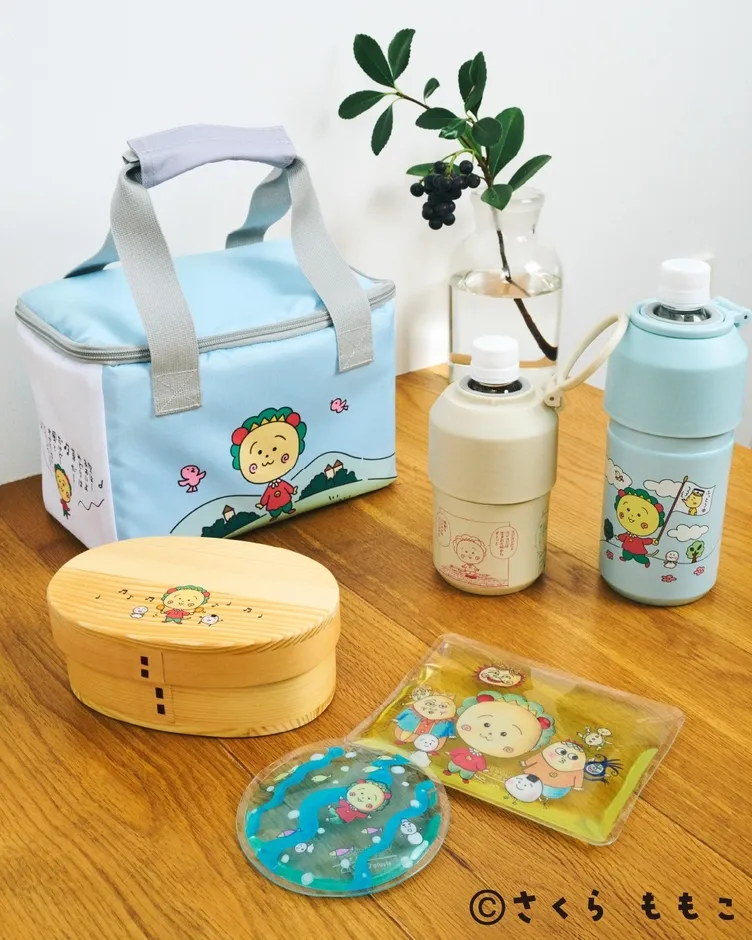 ランチバッグ、弁当箱、水筒、保冷剤などのグッズ