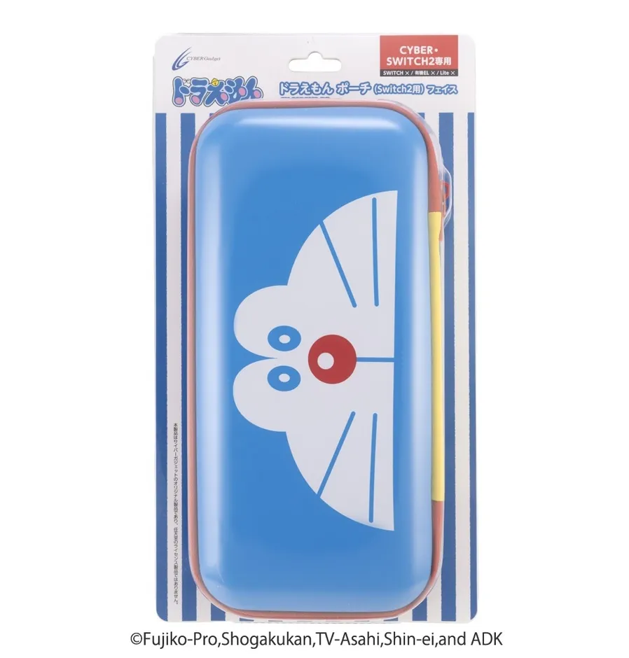 ドラえもんの顔がデザインされた、Nintendo Switch / Switch Lite 用のポーチ。青色の本体にドラえもんの顔が大きく描かれており、背景にはストライプ模様がある。