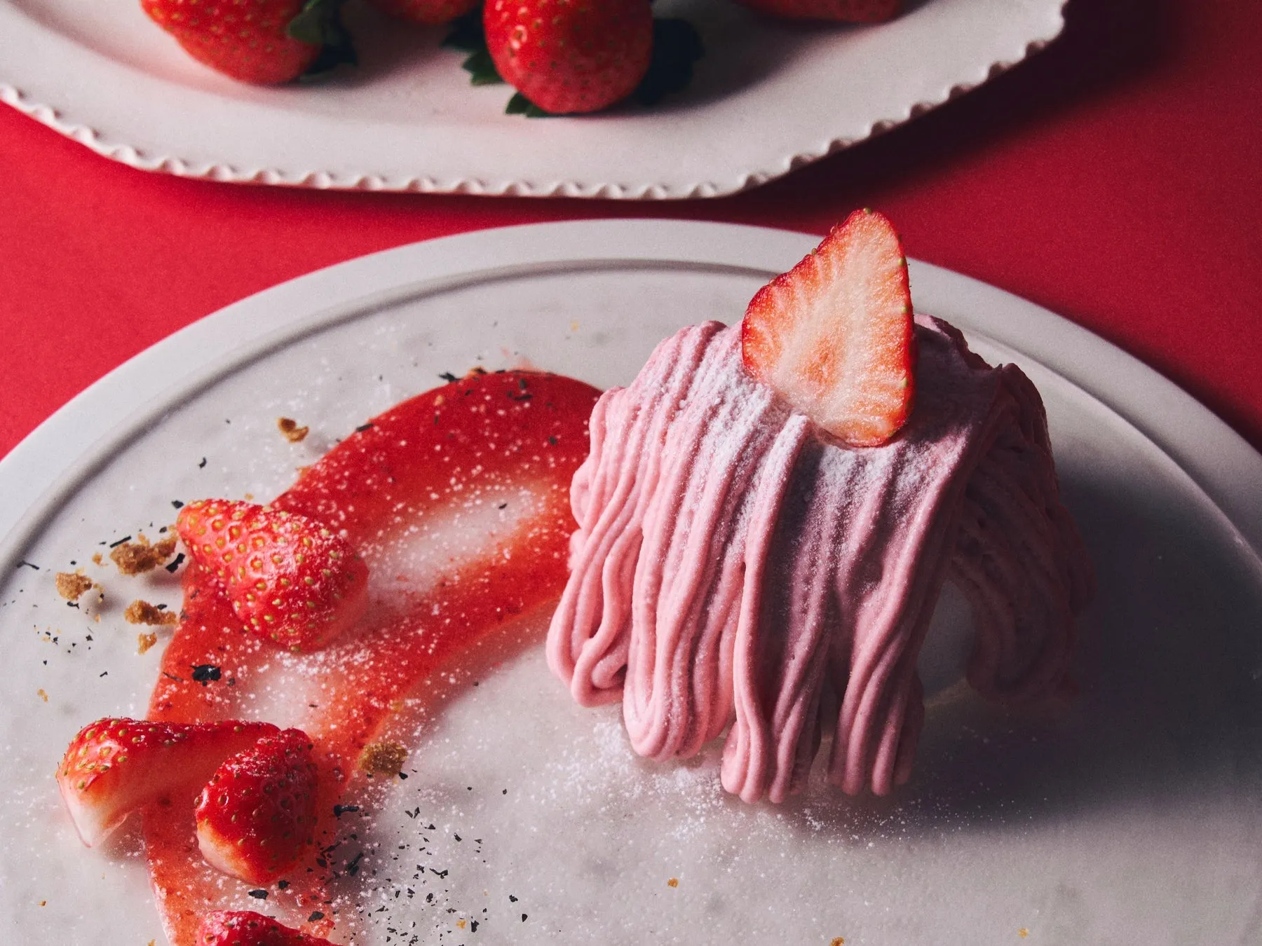 【ビブリオテーク】幻の奈良「あすかルビー」いちご体験！焦がしブリュレと出会う至福