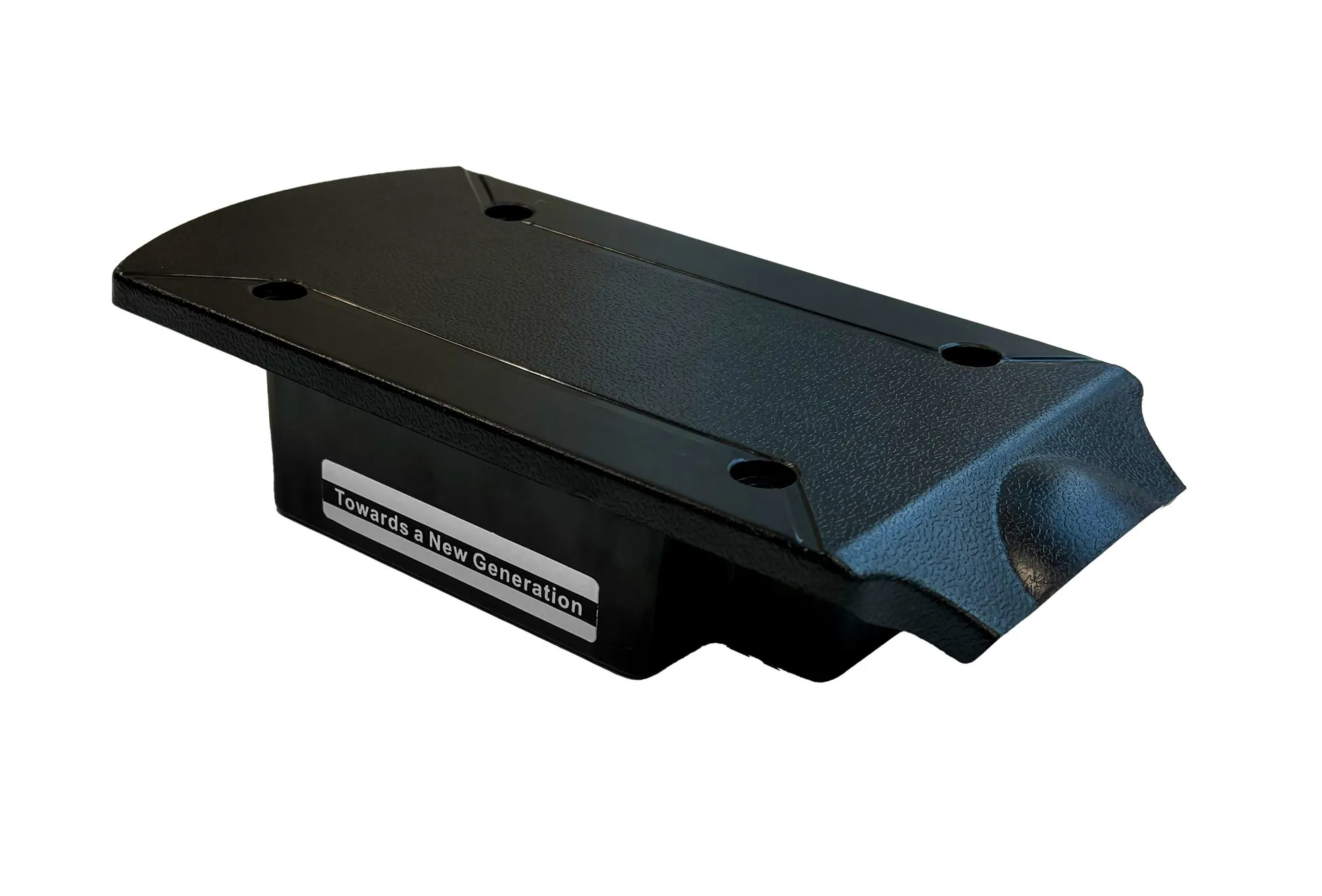 黒いプラスチック製のデバイスで、上面に4つの穴が開いており、側面にテキストが記載されています。