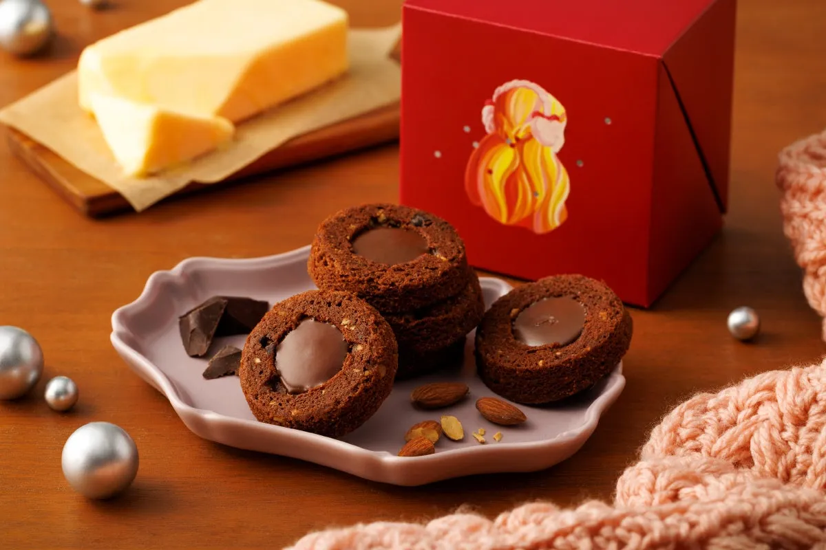 チョコレートを詰めた焼き菓子とギフトボックス