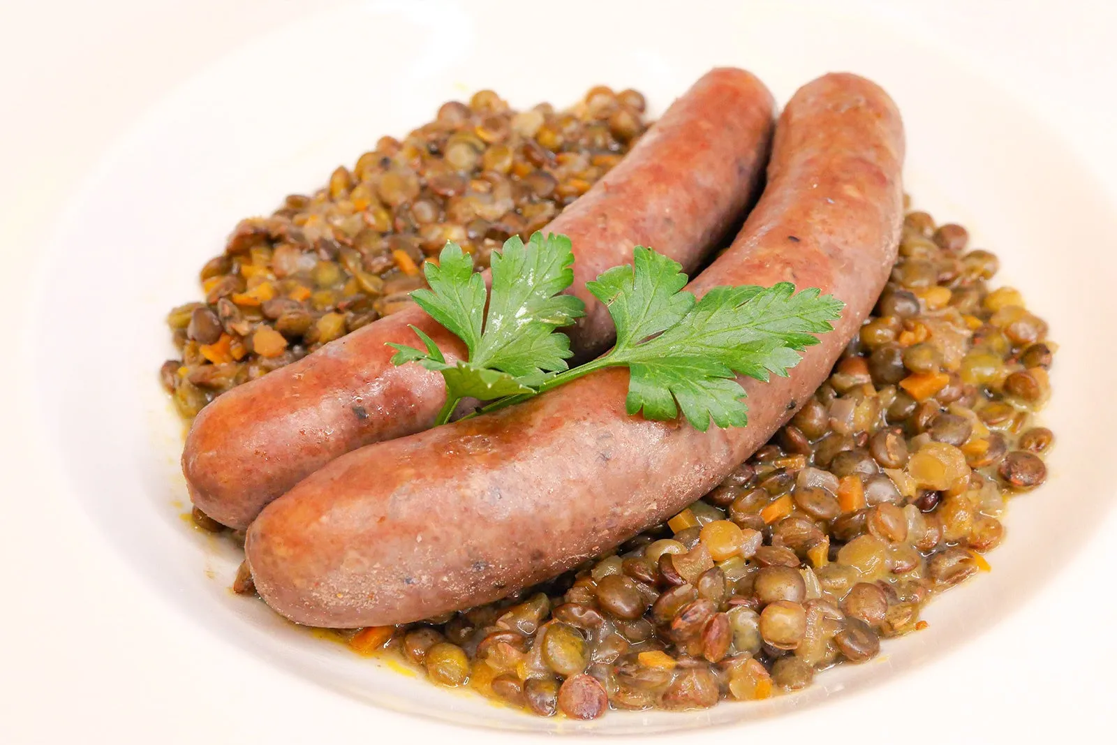 ソーセージとレンズ豆の料理