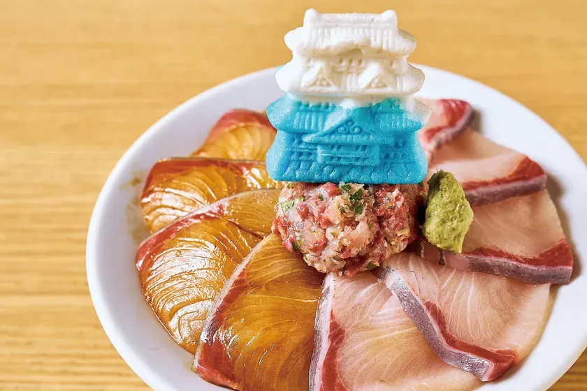 出世ブリ天守丼