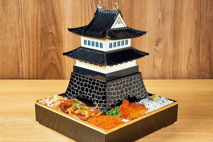 熱海のタカラ城 満福3段重