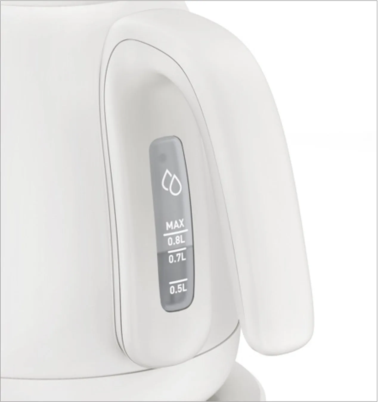 白い電気ケトルのクローズアップ。ケトルのハンドルと水位計が見える。