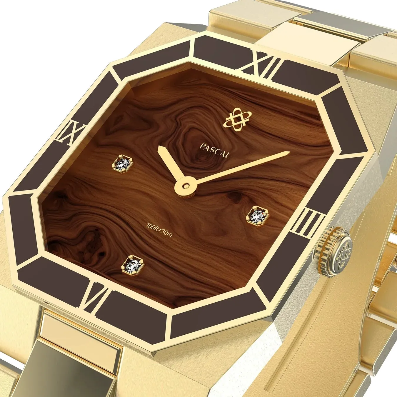 金色の時計のクローズアップ写真。文字盤は木目調で、ローマ数字とダイヤモンドがあしらわれている。ブランドロゴと防水深度の表示。