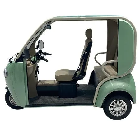 ミントグリーンの三輪車