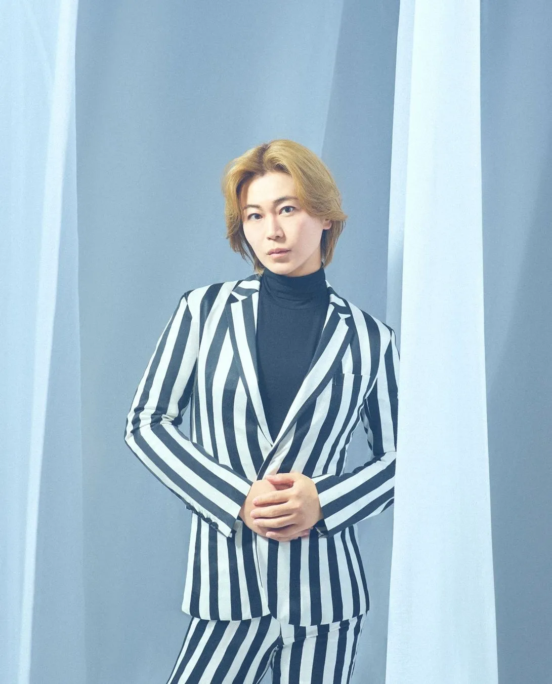 氷川きよし、待望のMV解禁！「ほど酔い酒」が心に沁みる！生きづらさを溶かす大人の演歌、聴いてみた。