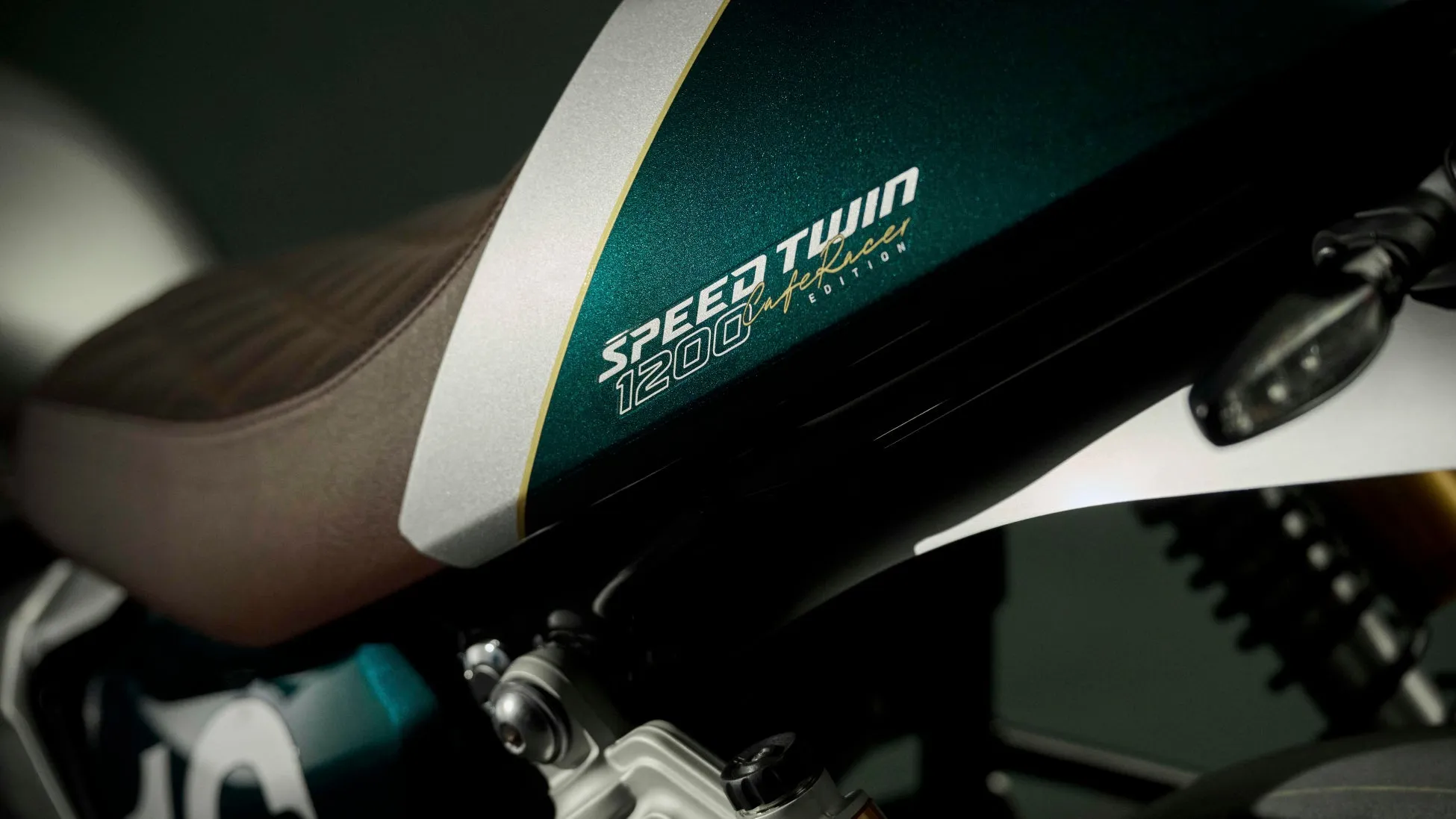 スピードツイン1200カフェレーサーエディションのクローズアップ