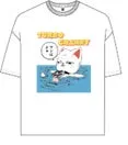 白いTシャツに、猫のイラストが描かれたデザイン