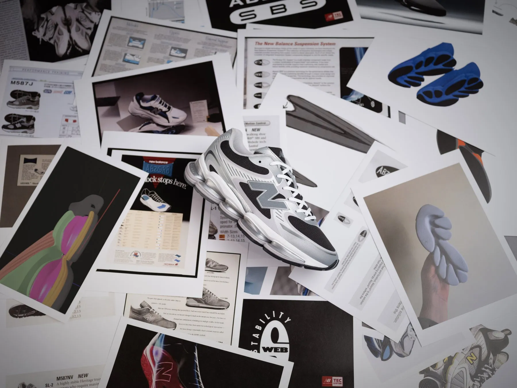 ニューバランス ABZORB 2000新色を徹底解剖!Y2Kと未来が交差する「意外な快適さ」に驚く!