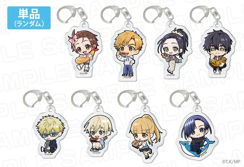 アニメのキャラクターが描かれたアクリルキーホルダーが複数並んでいる画像。